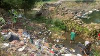 Kondisi Bendungan Canggong di Kabupaten Cirebon tak kunjung diperbaiki usai peristiwa banjir bandang Janiari 2025 lalu. (Ist)