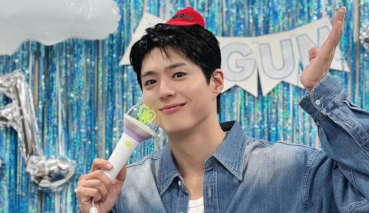 <p>Park Bo Gum juga merayakan keterlibatannya sebagai guest star di konser IU. "Healing and Encouragement for the next Round," ucapnya dalam keterangan foto. (Foto: Instagram/ bogummy)</p>