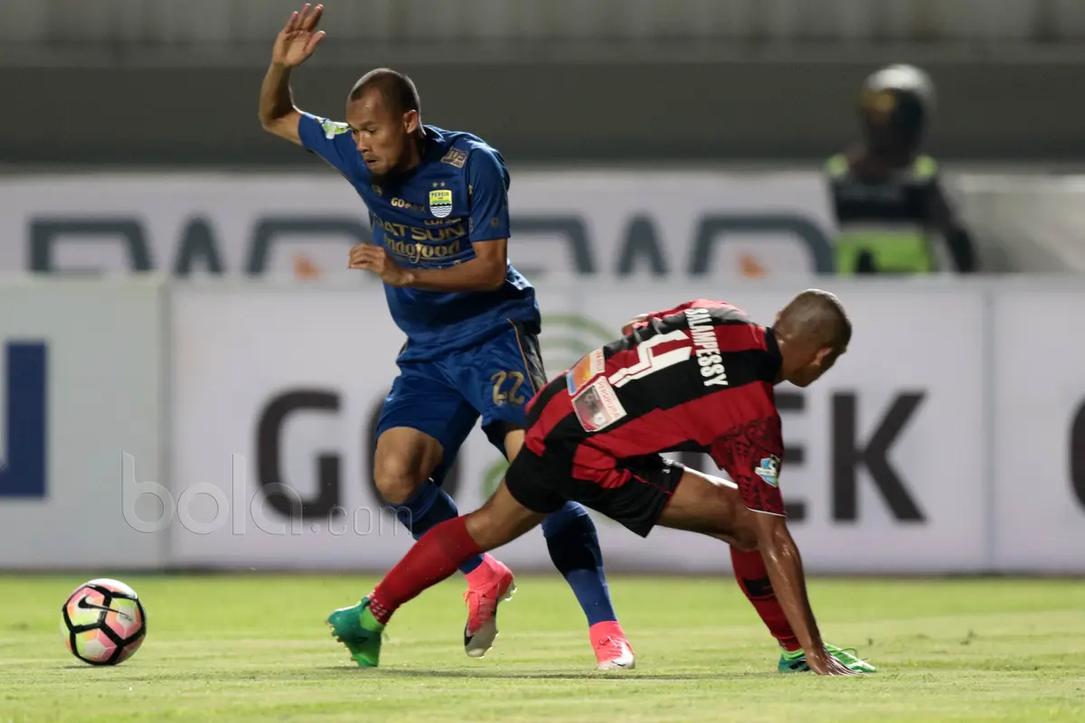 Persib vs Persipura