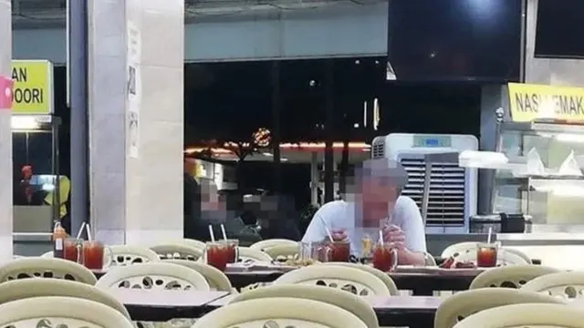 Merasa Kesepian, Kakek Ini Pesan 8 Porsi Makanan Agar Seperti Bareng Keluarga