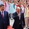 Presiden Rusia Vladimir Putin (tengah) dan Presiden China Xi Jinping menghadiri upacara penyambutan di Balai Besar Rakyat, Beijing, China, pada Rabu 20 Mei 2026. (Alexander Kazakov, Sputnik, Kremlin Pool Photo via AP)