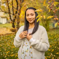 ilustrasi perempuan tersenyum/FrankFotograf/Shutterstock