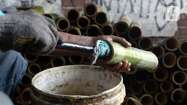 FOTO: Ramadhan, Produksi Lemang Meningkat Drastis