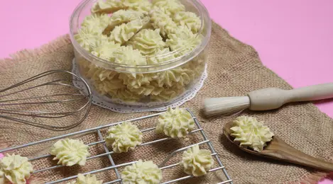 Resep Kue Semprit 3 Bahan Lifestyle Fimela Com