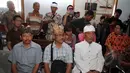 Sejumlah keluarga tampak menghadiri sidang praperadilan Jero Wacik di Pengadilan Negeri Jakarta Selatan, Selasa (28/4/2015). Dalam sidang putusan tersebut, PN Jaksel menolak praperadilan yang diajukan Jero Wacik terhadap KPK. (Liputan6.com/Helmi Afandi)