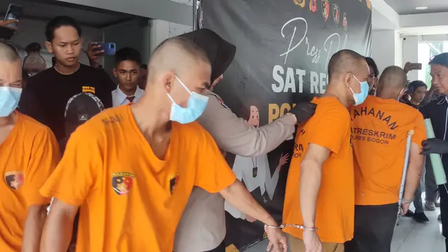 4 pelaku perampokan dan pembunuhan di Desa Cimayang, Kecamatan Pamijahan, Kabupaten Bogor.
