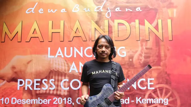 [Fimela] Dewa Budjana