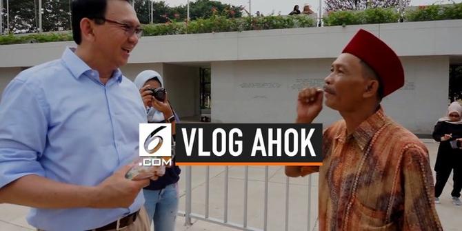 VIDEO: Datangi Lapangan Banteng, Ahok Dicegat Pedagang Kerak Telor