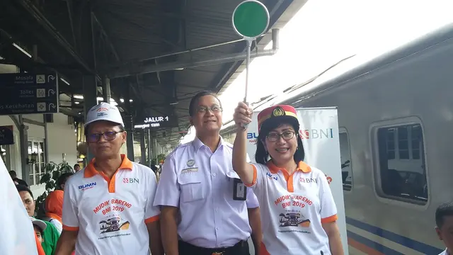 PT Bank Negara Indonesia (Persero) Tbk pada hari telah memberangkatkan 2.000 pemudik dengan menggunakan kereta api.