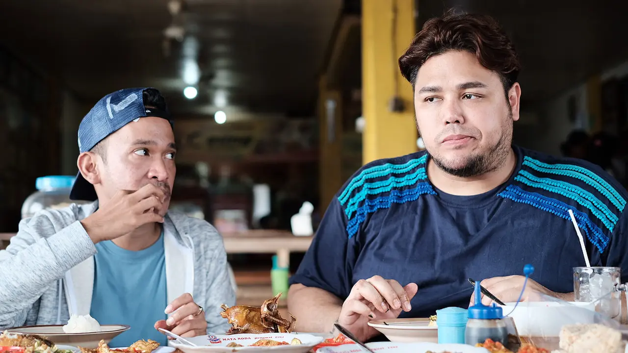 [Bintang] 13 Tahun Bersahabat, Ini 8 Potret Kebersamaan Ivan Gunawan dan Ruben Onsu