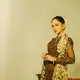 Pesona Tissa Biani Kenakan Ronce Melati. [@tissabiani]