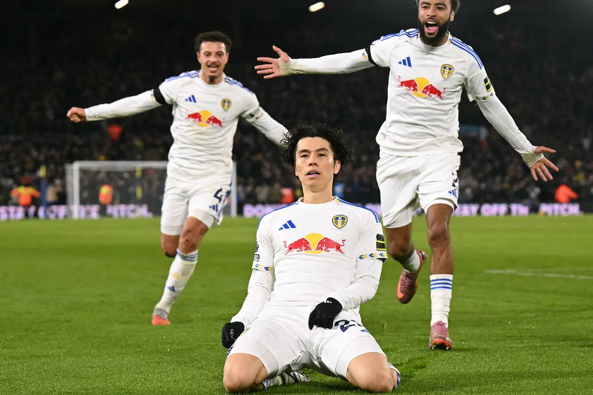 Foto: Gol Perdana Ao Tanaka Antar Leeds Tumbangkan Chelsea di Liga Inggris