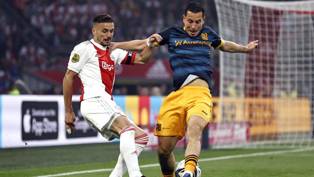 Gelandang SC Heerenveen, Thom Haye.