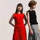 UNIQLO resmi memperkenalkan kolaborasi terbarunya bersama desainer asal Denmark, Cecilie Bahnsen. Mengusung tema “Shapes of Poetry”, koleksi Spring/Summer 2026 ini menghadirkan perpaduan harmonis antara desain romantis khas Bahnsen dengan filosofi LifeWear yang praktis dan fungsional. (foto/dok: uniqlo)