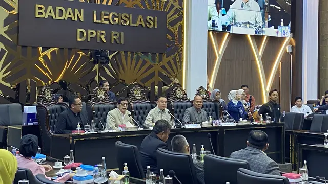 DPR dan pemerintah sepakat Rancangan Undang-Undang Perlindungan Pekerja Rumah Tangga (RUU PPRT) dibawa ke rapat paripurna.