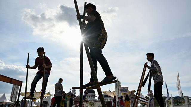 Ragam Kegiatan Menanti Waktu Berbuka Puasa di Masjid Raya Baiturrahman Banda Aceh
