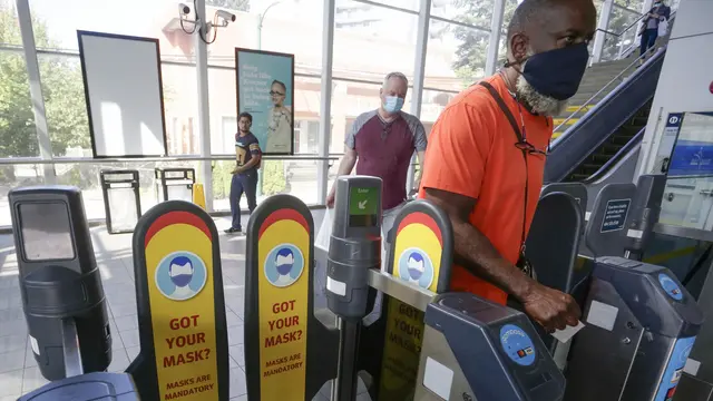Penumpang Transportasi Publik di Kanada Wajib Pakai Masker