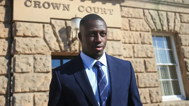 Ekspresi Bek Man City Benjamin Mendy Usai Disidang Terkait Kasus Pemerkosaan