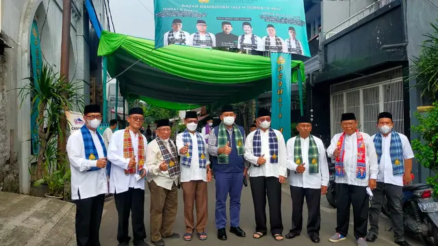 Permata MHT laksanakan bazar di Masjid Nurul Yaqin, Simprug, Kebayoran Lama.