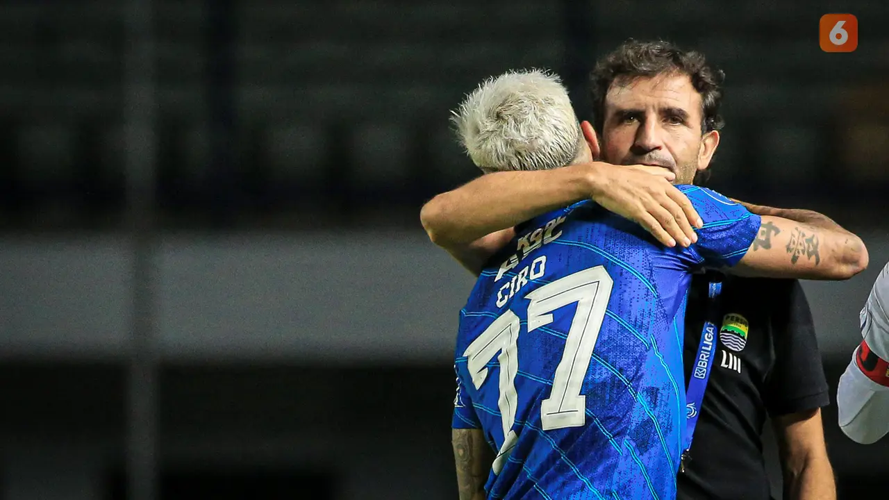 Foto: Momen Terakhir Luis Milla Bersama Persib Bandung di BRI Liga 1 2023 / 2024