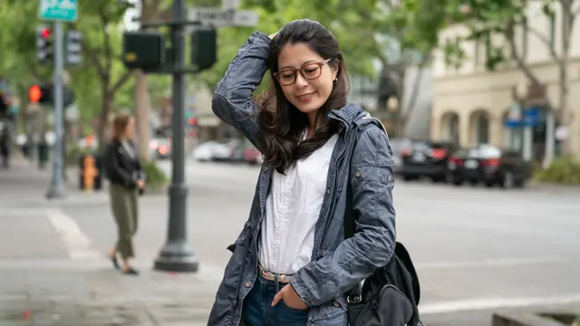 perempuan dan tampil lebih disukai