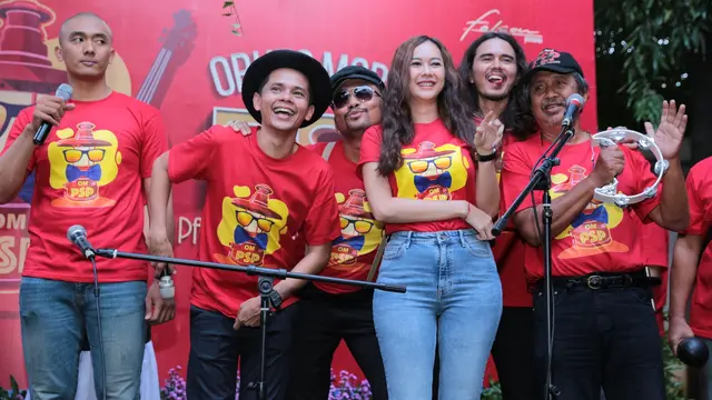 [Bintang] Aura Kasih