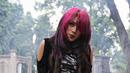 <p>Dara The Virgin berpose usai melakukan proses pembuatan video klip di Museum Taman Prasasti, Jakarta, Sabtu (23/1/2016). Nuansa gothic begitu kental di video klip 'Bungkam' ini. (Liputan6.com/Herman Zakharia)</p>
