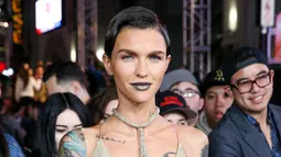 Ruby Rose adalah salah satu aktris yang membintangi film "xXx: Return of Xander Cage",  teater TCL Chinese di Los Angeles, California, AS, Kamis (19/1). (AP Photo/ Rich Fury)