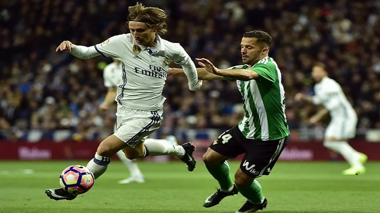 Luka Modric (Real Madrid Vs Real Betis)