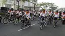 Peserta bersepeda pada acara Gowes Merdeka di BSD City, Tangerang Selatan, Minggu (18/8/2019). Gowes Merdeka yang diikuti 6.500 peserta dari Grup Astra, TNI-Polri dan komunitas sepeda digelar dalam rangka merayakan HUT ke-74 RI sekaligus mempromosikan gaya hidup sehat. (Liputan6.com/Fery Pradolo)