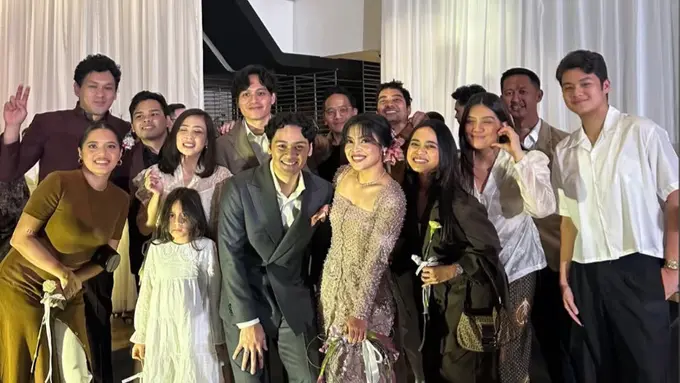 Gaya Para Atlet Badminton hingga Musisi Hadir di Resepsi Mikha Angelo dan Gregoria Mariska Tunjung