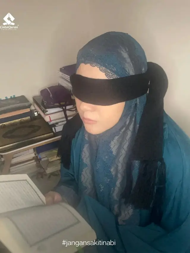 Jadi Guru Ngaji, Ini 7 Potret Terbaru Tere Usai Mualaf dan Berhijrah