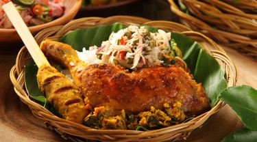 6 Makanan Favorit di Bali, Halal dan Bikin Ketagihan!