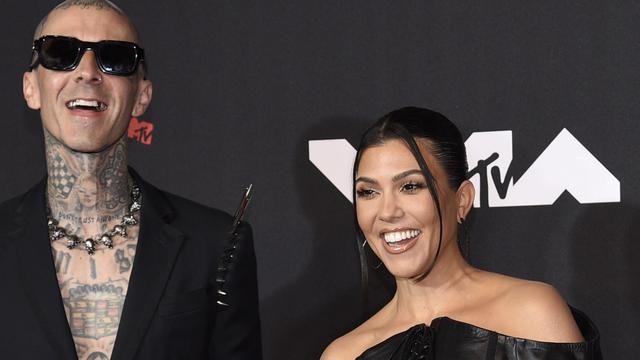 Kourtney Kardashian dan Travis Barker. (Evan Agostini/Invision/AP, File)
