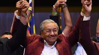 Mahathir Mohamad mencetak kemenangan bersejarah di Pemilu Malaysia 2018 (AFP)