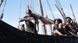 Review Film The Odyssey: Terseret Masuk dalam Kerasnya Dunia Mitologi Christopher Nolan