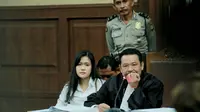 Ahli Baca Wajah: Pengacara Jessica Terlihat Cemas