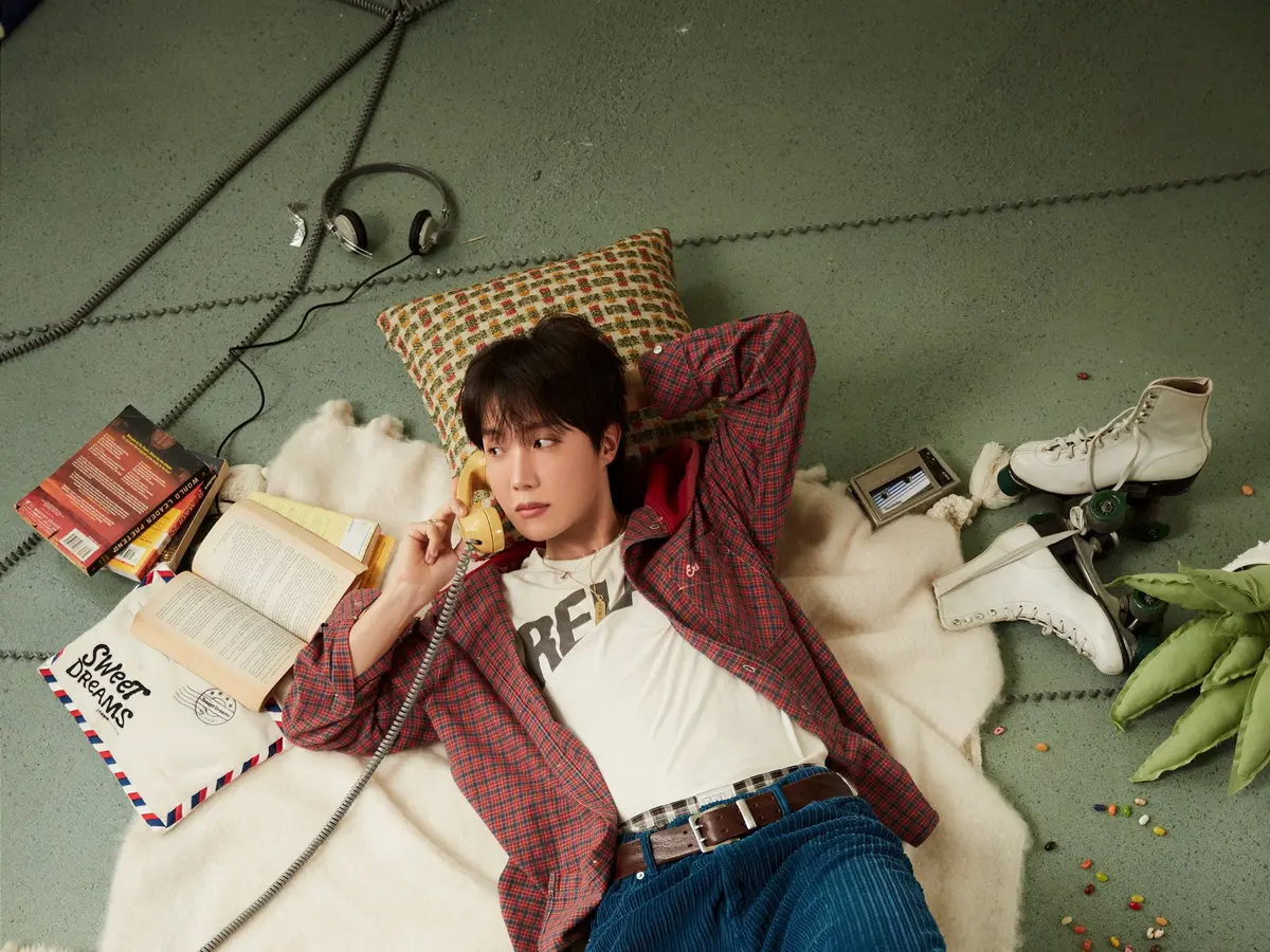 Single Sweet Dreams Banjir Apresiasi, Ini 5 Fakta Unik Rapper BTS J-Hope - Hot Liputan6.com