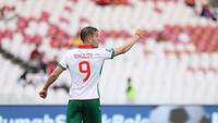Striker Bulgaria, Vladimir Nikolov (nomor 9), merayakan golnya ke gawang Kepulauan Solomon pada laga FIFA Series 2026 di Stadion Utama Gelora Bung Karno (SUGBK), Jumat (27/3/2026) sore WIB. (Bola.com/M. Iqbal Ichsan)