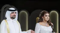 Penampilan Putri Penguasa Dubai Kenakan Gaun Pernikahan, credit: @hhshmahra