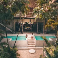 Staycation | unsplash.com