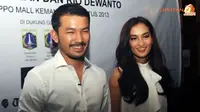 Pawang Ombak Amankan Pernikahan Atiqah Hasiholan-Rio Dewanto