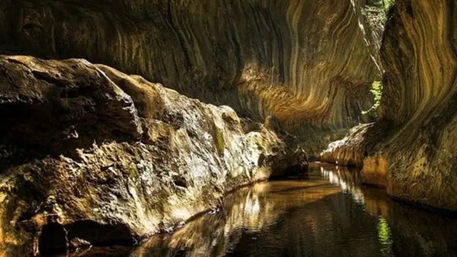 10 Tempat Aneh di Bumi yang Seperti 'Dunia Lain'