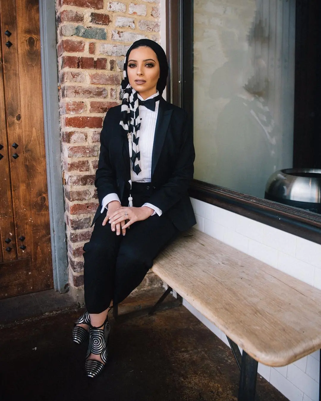 Bikin Gaya Hijab Casual Makin Stylish ala Hijabers Mancanegara Fashion Fimela