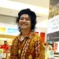 Andrea Hirata saat promo novel Ayah. Foto: Puput Puji Lestari/Bintang.com