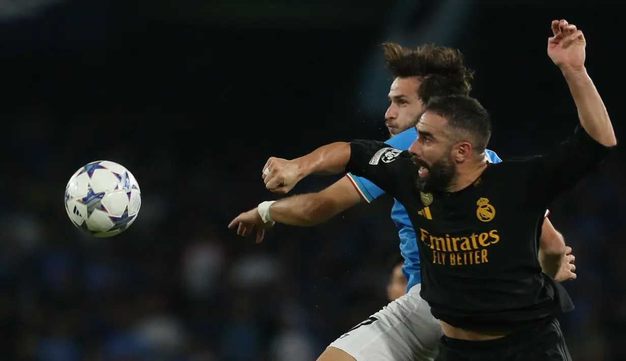 Real Madrid yang bertandang ke markas Napoli berhasil meraih kemenangan 3-2. (Carlo Hermann / AFP)