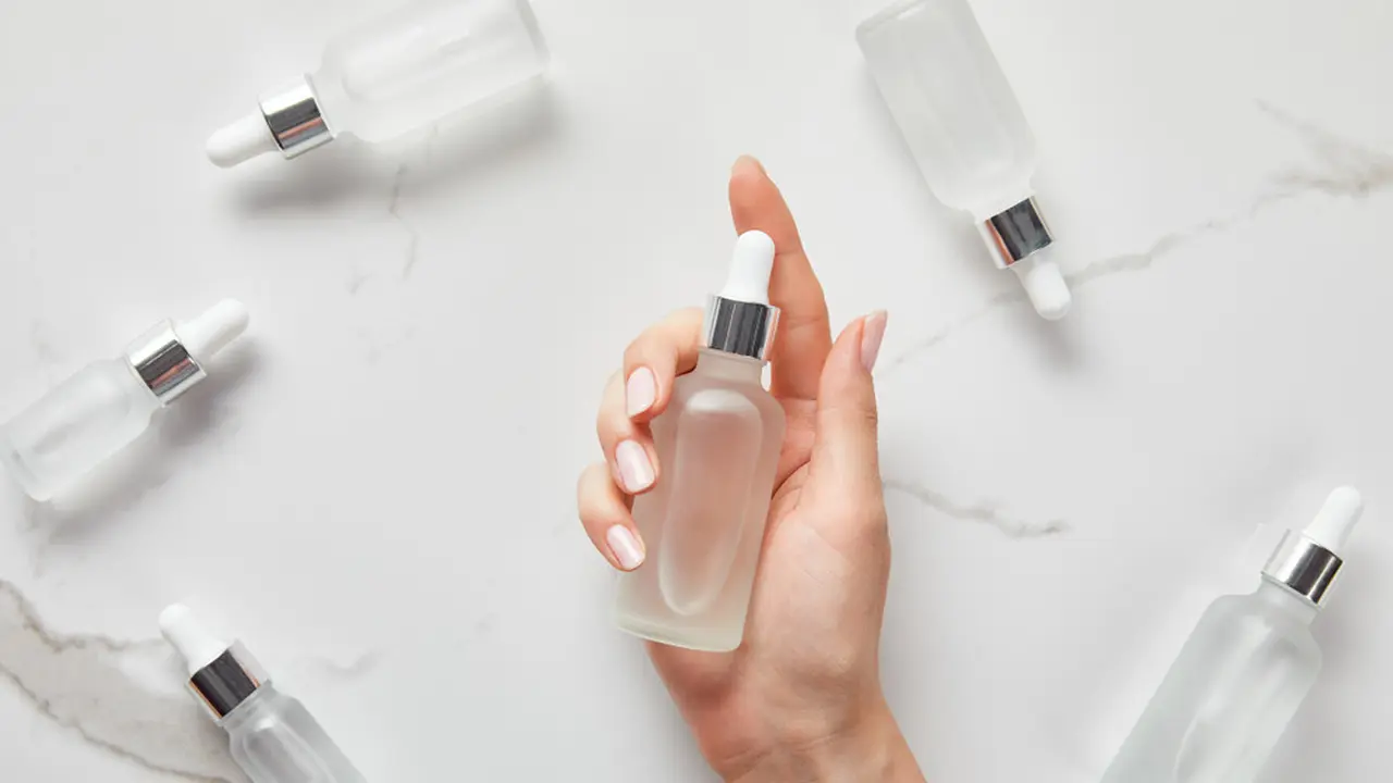Ini Lho Beda AHA, BHA dan PHA yang Jadi Bahan Aktif dalam Skincare, Beauty Enthusiast Wajib Tahu