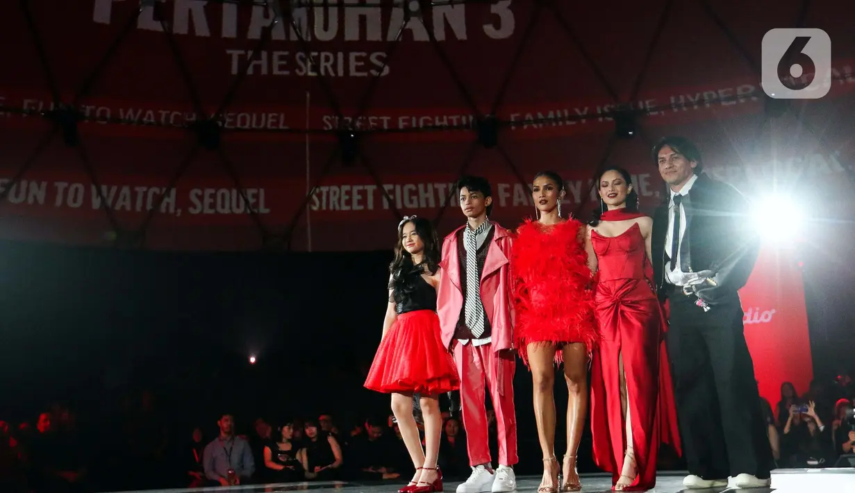 Sebagai bagian dari EMTEK yang bergerak di bidang media, teknologi, dan telekomunikasi, Vidio menjadi platform dari grup ini dalam memberikan pilihan konten seiring dengan berkembangnya lanskap hiburan digital. (Liputan6.com/Herman Zakharia)