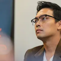 Kabar mengejutkan dari Donnie Sibarani vokalis grup Ada Band. Melalui konferensi pers ia mengungkapkan mundur dari band yang telah dibangun bersama teman-temannya selama 14 tahun. (Adrian Utama/Bintang.com)