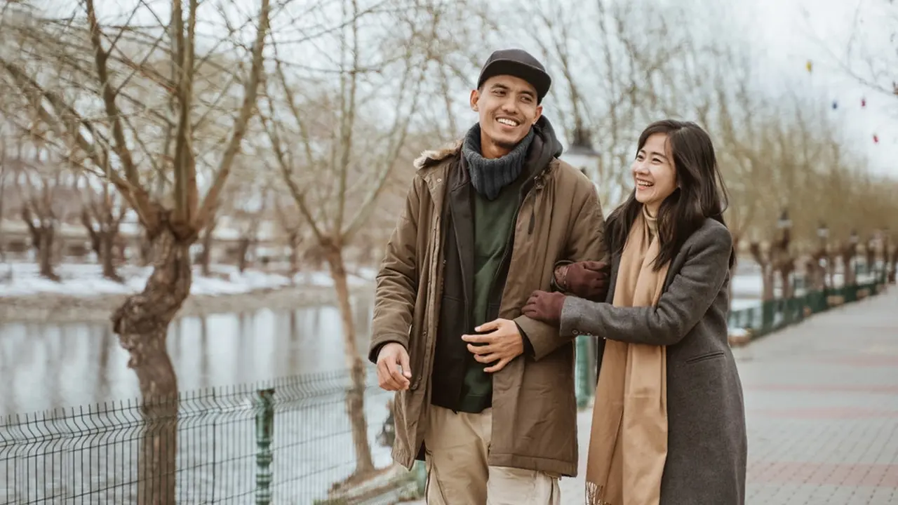 pasangan bahagia